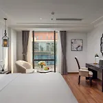 22Land Cloud Hotel